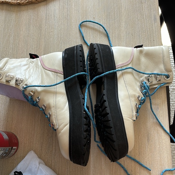 Larroude Jordan boots - Picture 5 of 8